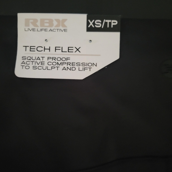 NWT RBX Size XS Tech Flex Crop Leggings - Picture 3 of 6